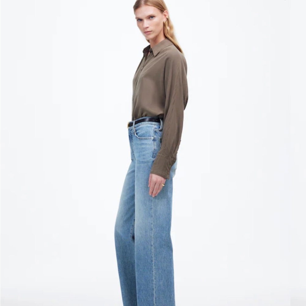 Madewell High-Rise Wide-Leg Jeans in Light Blue Wash - Picture 4 of 7